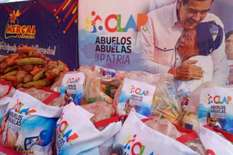 Estas jornadas no solo abarcaron la entrega de alimentos, sino también servicios como atención médica, suministro de medicamentos, así como servicios de peluquería y barbería