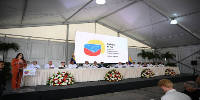 En una declaración conjunta, expresaron su compromiso con la «búsqueda de un acuerdo de paz para Colombia», e invitaron al país andino a «hacer suyo y participar de este proceso de manera constructiva».