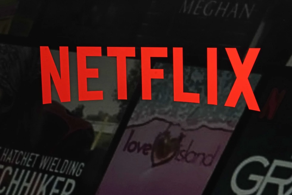 Mujer de “Baby Reno” demanda a Netflix por 170 millones de dólares