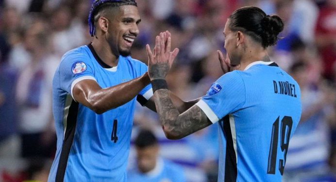 Uruguay cerró a plenitud de puntos la fase de grupos