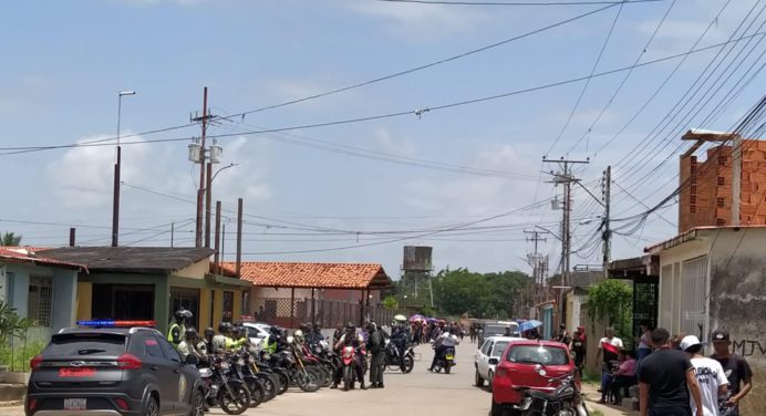 ¿Qué ocurrió en un centro de votación en Maturín donde colectivos dispararon a una mujer?