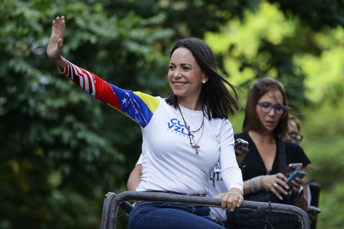 Presidenta del Parlamento Europeo asegura a Machado que “el mundo está atento a estas elecciones” en Venezuela