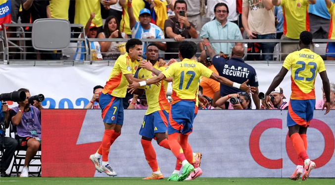 Colombia se enfrentará en semifinales, el 10 de julio en Charlotte, con el vencedor del pulso entre Uruguay y Brasil, que se juega este mismo sábado en Las Vegas.