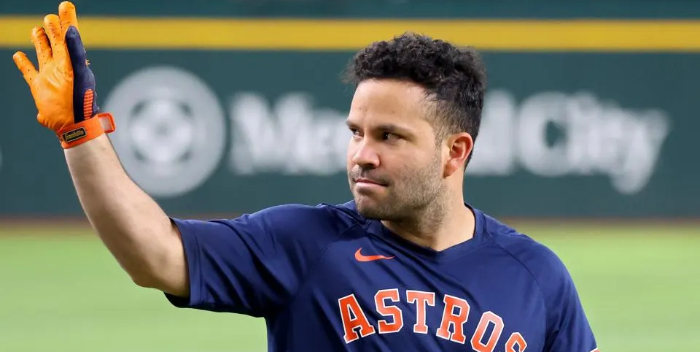 La baja de Altuve es la segunda de un jugador latino en la cita de mitad de temporada, ya que el tercera base de los Medias Rojas de Boston, el dominicano Rafael Devers, también desistió de participar, debido a molestias en el hombro izquierdo.