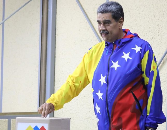 Presidente y candidato Maduro ejerce su voto en estas elecciones de