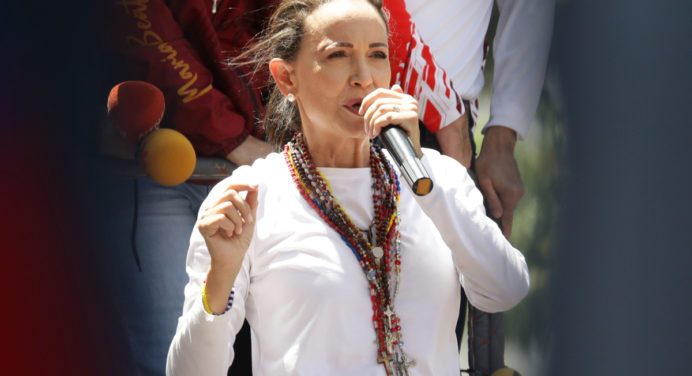 María Corina Machado pide a venezolanos decir «CPI actúa ya» para que haya «justicia»