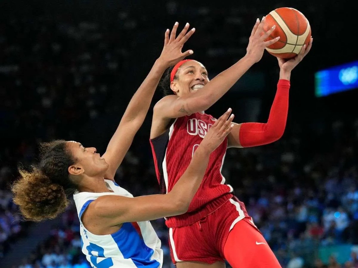 EEUU gana el oro en basket femenino