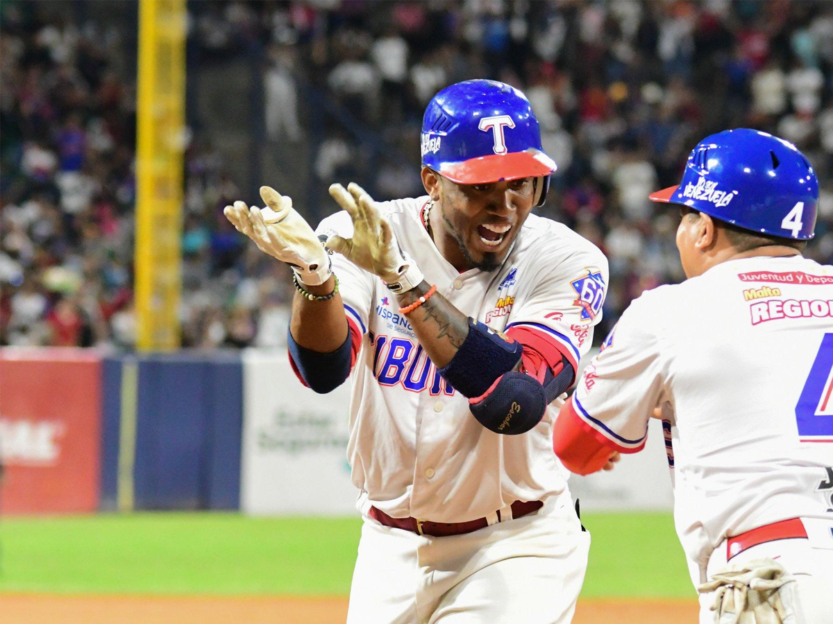 Alcides Escobar confirma que jugará con Tiburones