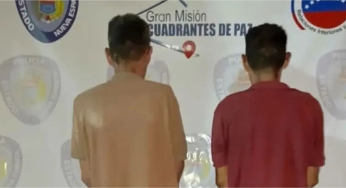 Detienen a dos sujetos por robo de luminarias en Altagracia