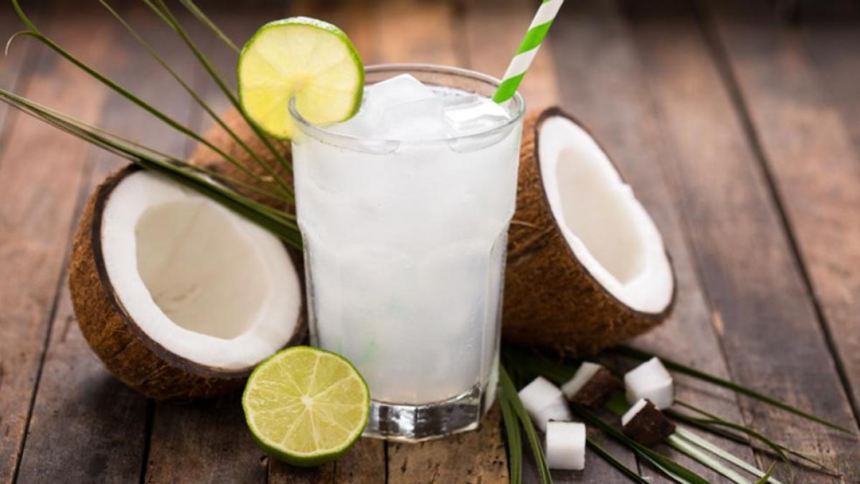 Conoce los cinco beneficios del agua de coco