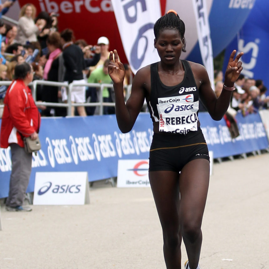 Cheptegei, que terminó 44ª en París, tenía una casa en Kenia donde se alojaba cuando entrenaba en el país.