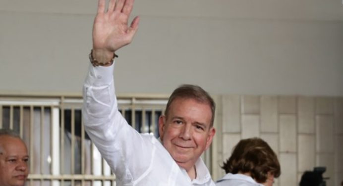 González Urrutia se suma a otros líderes opositores exiliados en España