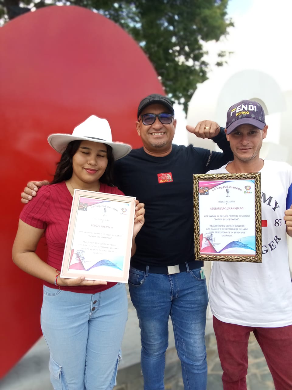 “Ismael El Salsero” y “La Flor Canela” ganaron el I Festival de Canto La Voz del Orinoco