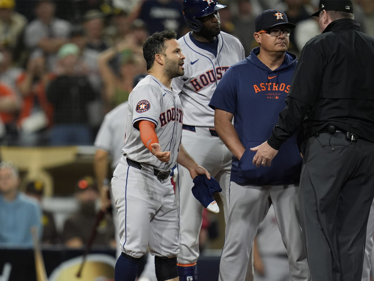 José Altuve defiende su postura tras expulsión