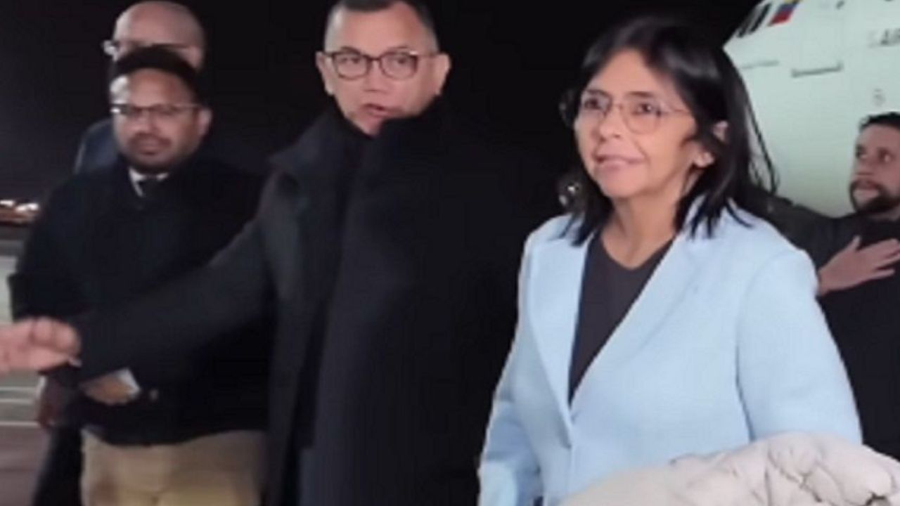 Delcy Rodríguez llega a Moscú para participar en la Semana Rusa de la Energía