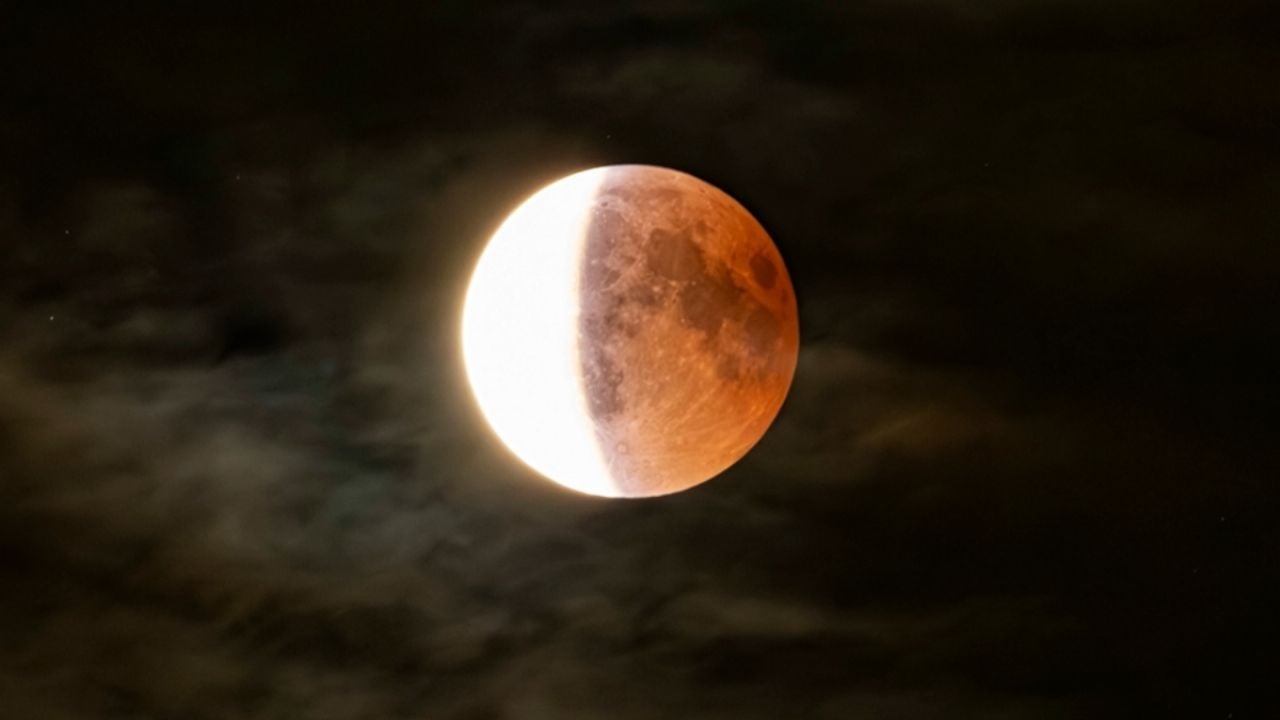 Los 5 signos elegidos para recibir riqueza y abundancia por el Eclipse Lunar durante todo septiembre