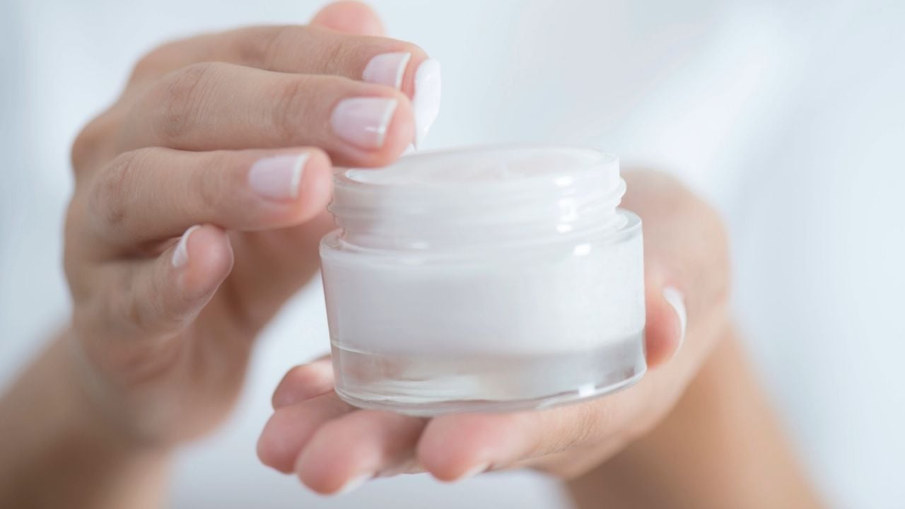 No más acondicionador; el MEJOR truco casero con crema Nivea para evitar la caída del cabello