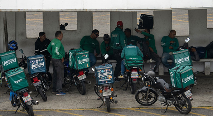 Crear o modernizar sindicatos o federaciones de trabajadores no dependientes también es una tarea a realizar con urgencia por las centrales o confederaciones existentes en el país.