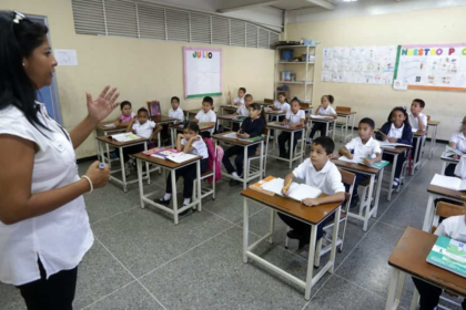 Nueva Esparta: Clases inician en medio de exigencias laborales