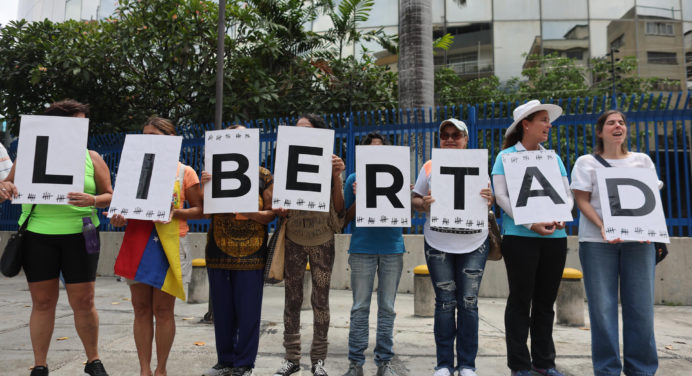 Plataforma Unitaria agradece apoyo internacional a su lucha por la libertad