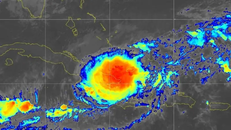 Oscar se degrada a tormenta tropical tras tocar tierra en Cuba como huracán, en medio de una crisis energética que ha dejado a la isla sin luz