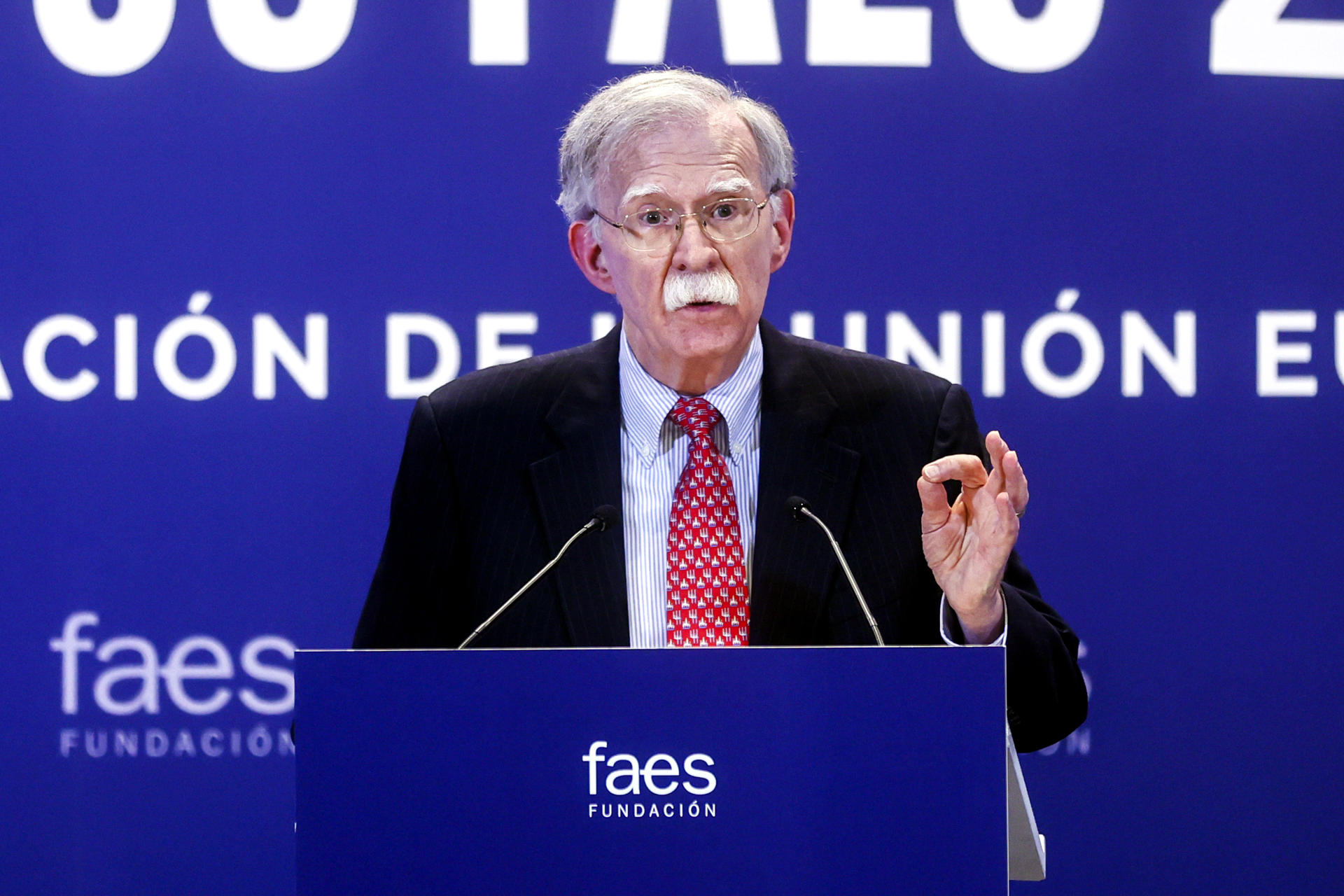 John Bolton: Me preocupa que Trump se reúna con Maduro y que se retire de la Otan