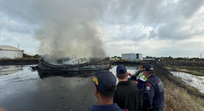 Pdvsa confirma que un rayo causó siniestro en tanque de Cabimas que dejó 26 personas heridas