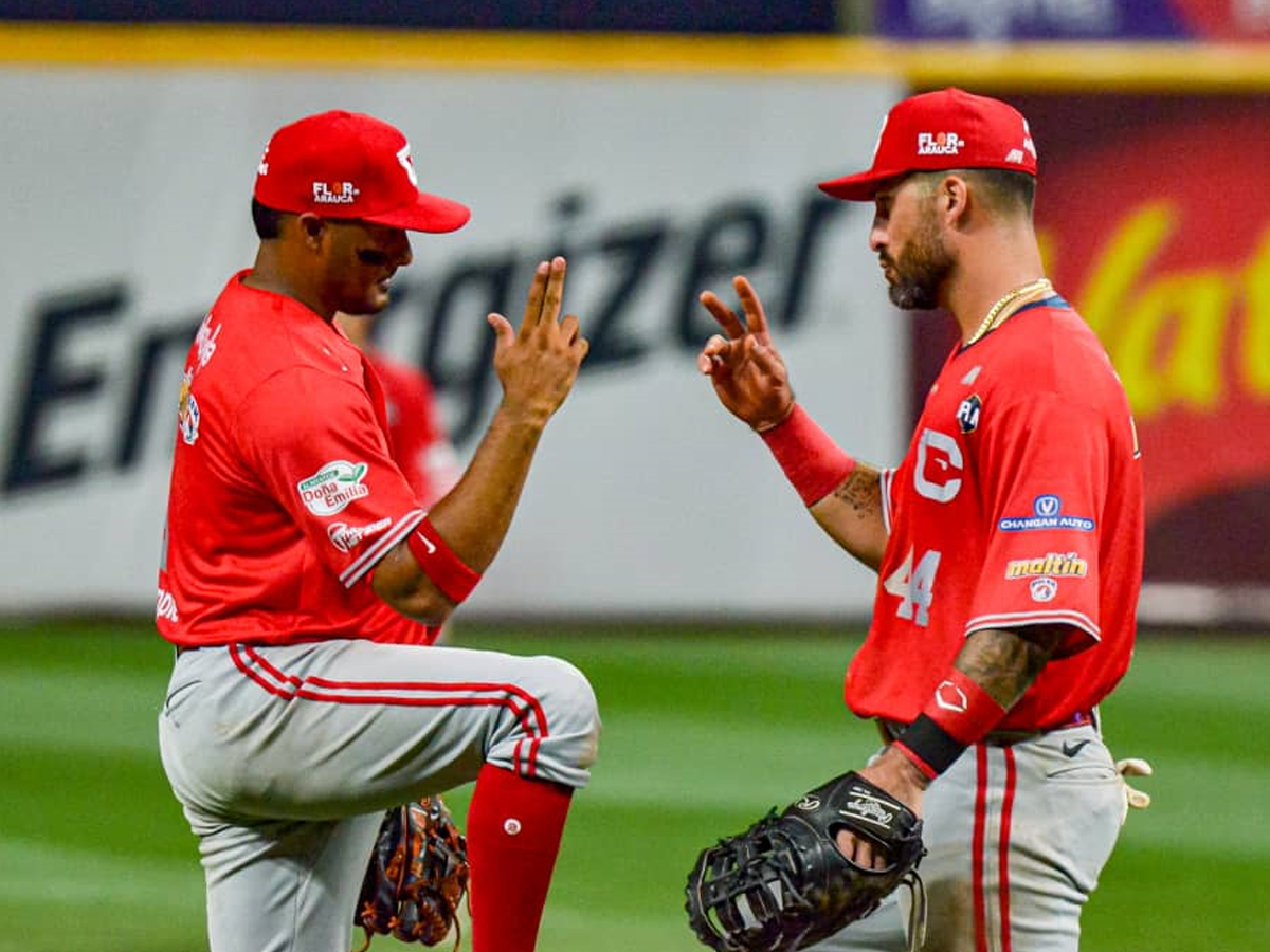 Cardenales alzó vuelo para vapulear a las Águilas