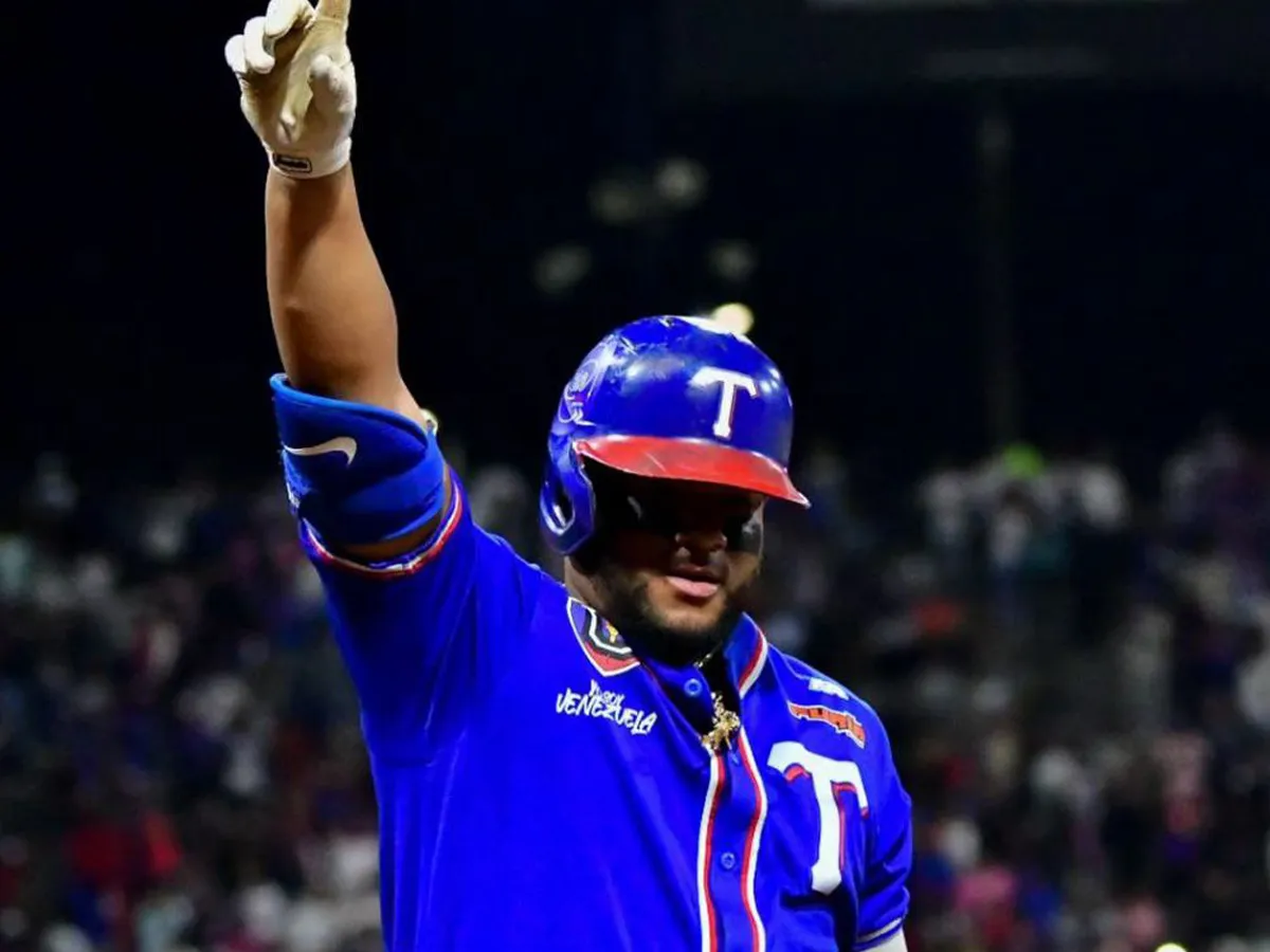 Wilson García cargó con la ofensiva de Tiburones