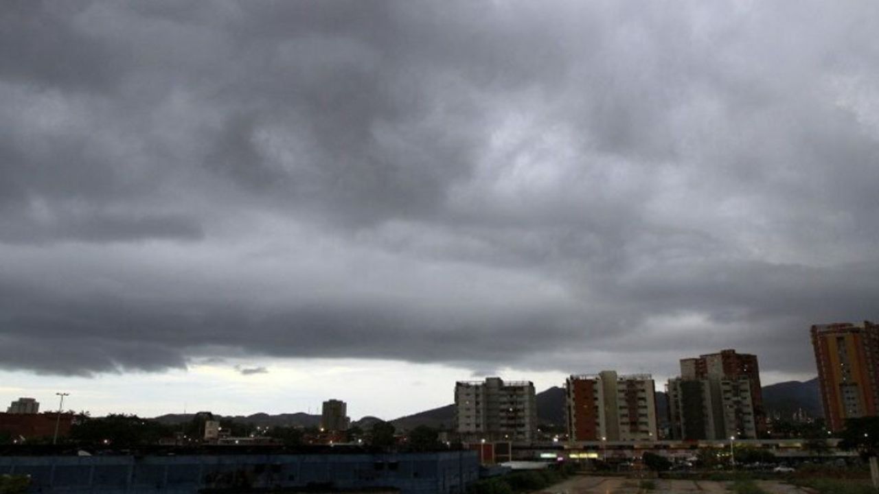 Cielos despejados con lluvias dispersas en algunos estados del país