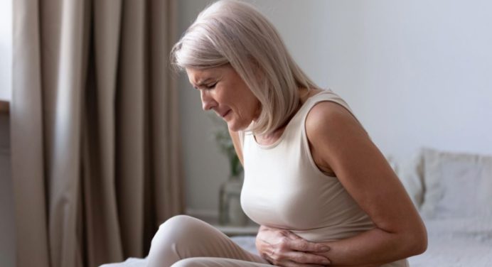 La hierba medicinal que mejora la memoria, aumenta la energía y acaba con la menopausia