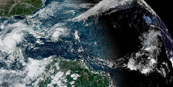 Oscar pasa a tormenta tropical y amenaza con intensas lluvias a Cuba