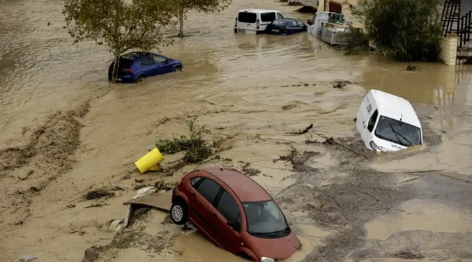 Inundaciones dejan 51 muertos en Valencia