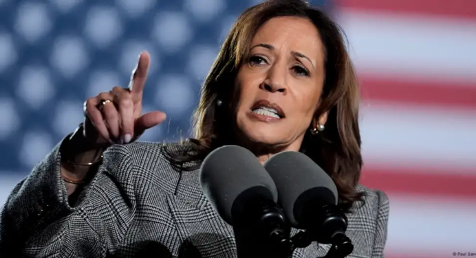 EE.UU: Hija de George Bush llama a votar por Kamala Harris