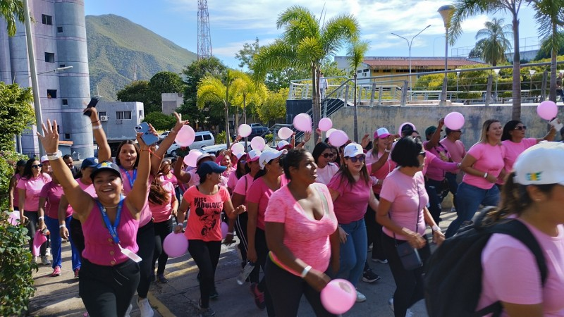 Gobierno regional culmina el mes rosa con actividades recreativas para las mujeres