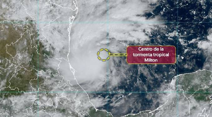 Huracán Milton alcanza categoría 2 y se fortalece en la península del Yucatán en México