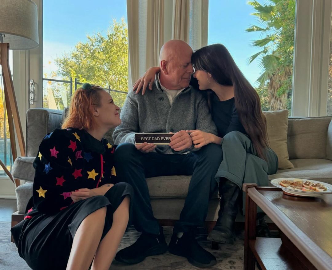 Bruce Willis reaparece en conmovedoras fotos de Acción de Gracias