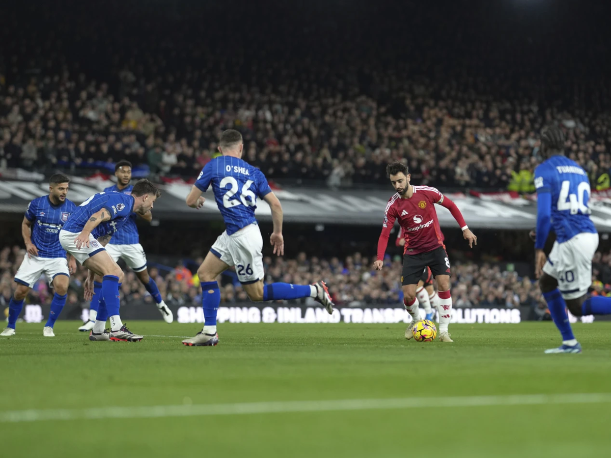 Man. United empató en inicio de la ‘Era Amorim’