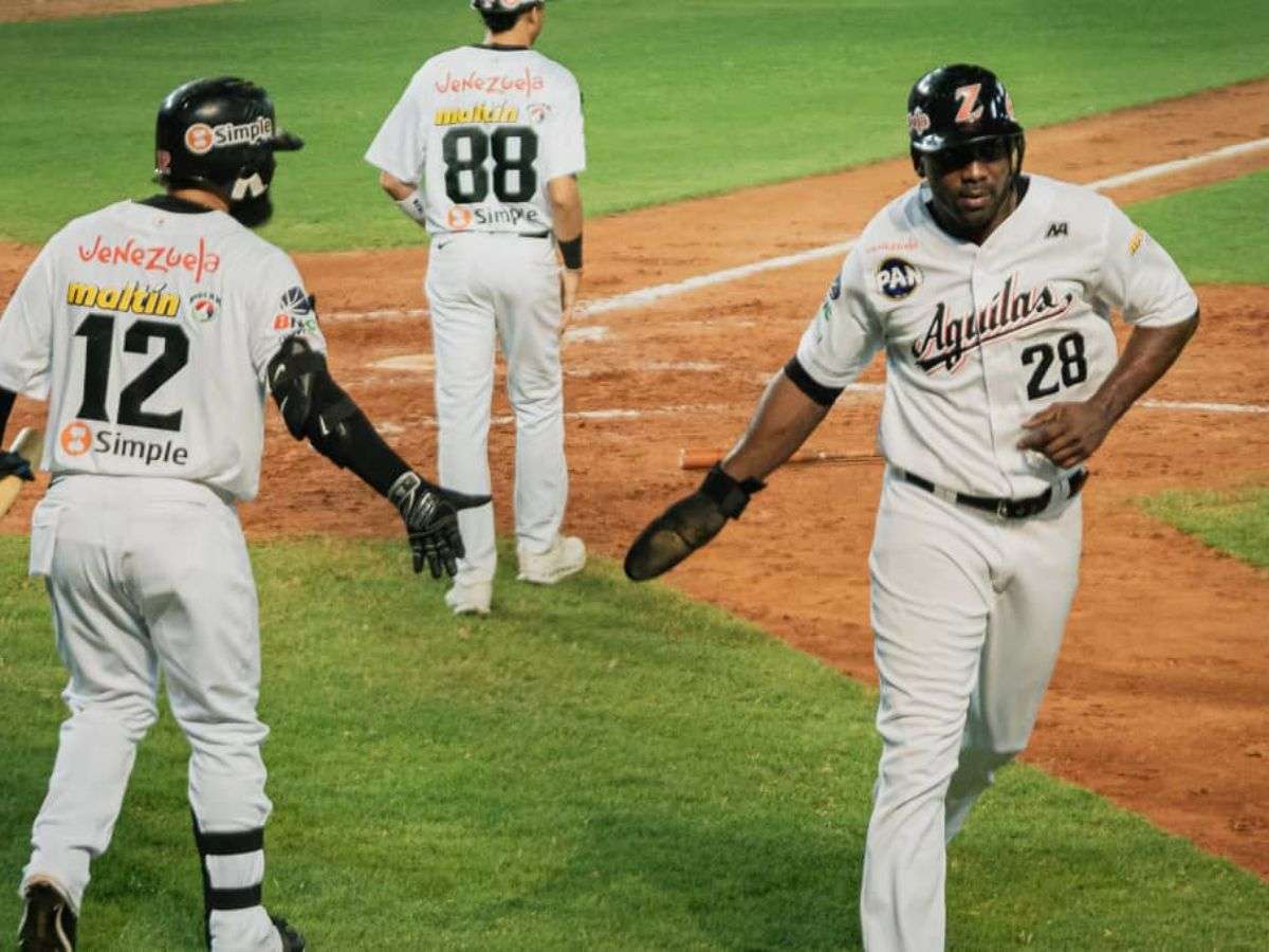 Águilas ganó el duelo ofensivo contra Leones