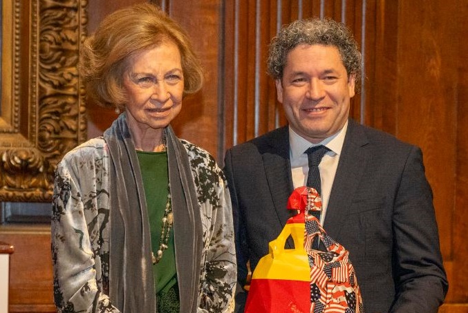 ¡ORGULLO VENEZOLANO! Gustavo Dudamel recibió de manos de la Reina Sofia un prestigioso premio