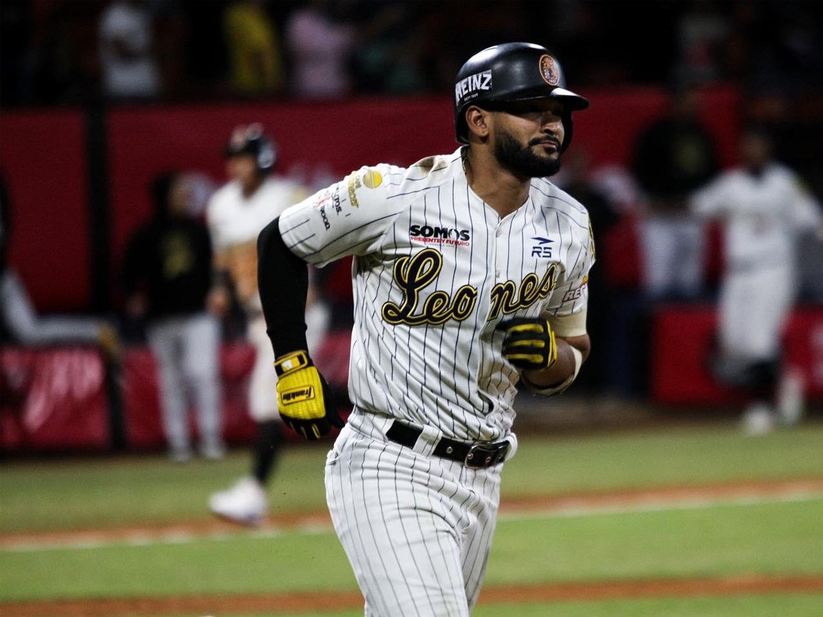 Leones rugió más fuerte en festival de batazos