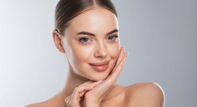 Secretos de belleza post-navideña para una piel luminosa