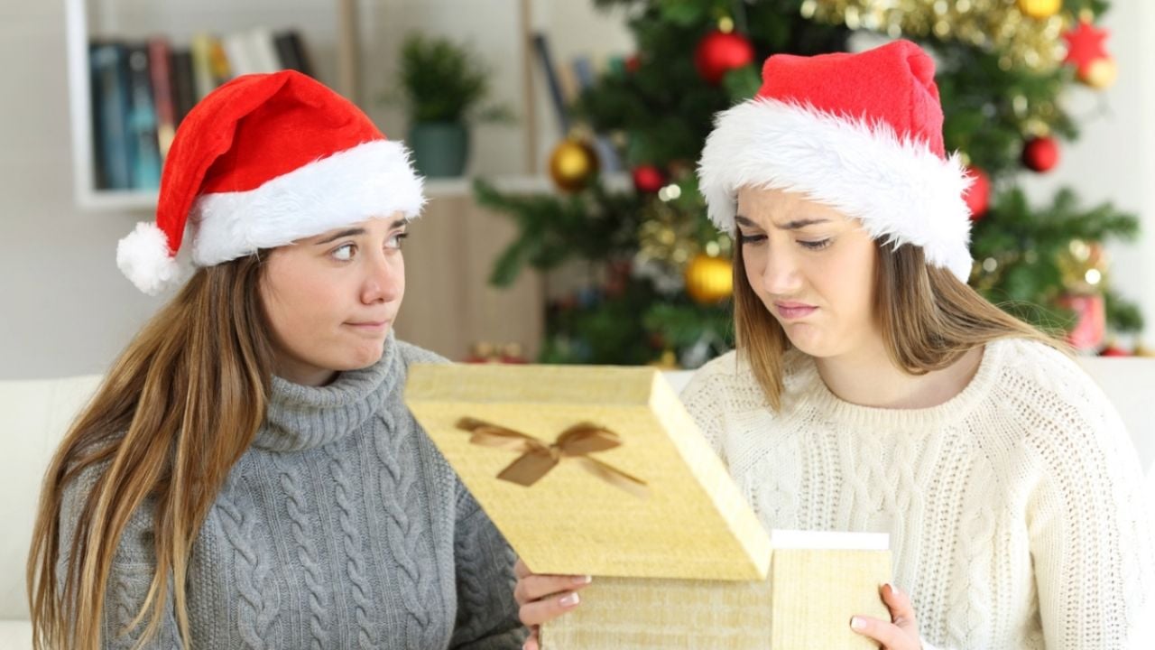 ¿Cuáles son los regalos que debes evitar en Navidad, según el Feng Shui?