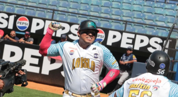 El tercer episodio fue clave para el equipo local. Yordanys Linares abrió el marcador con un sencillo que trajo dos carreras al plato. Rayder Ascanio y Juan Santana contribuyeron con un doble y un triple, respectivamente, para llevar la cuenta 6 por 0 antes del cierre del inning, informó Meridiano.