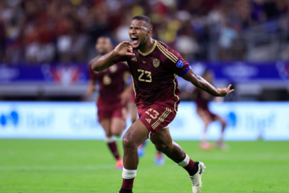 Salomón Rondón figura en los premios The Best