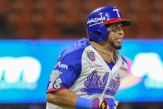 Tiburones se aferran al liderato tras derrotar a domicilio al Magallanes