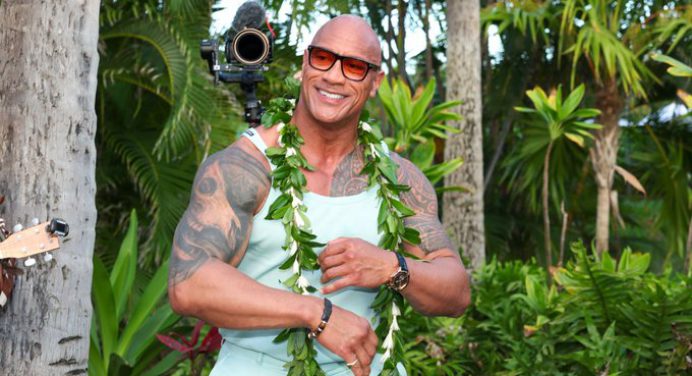 Dwayne Johnson revela que usa un traje para su papel en Moana (+fotos)