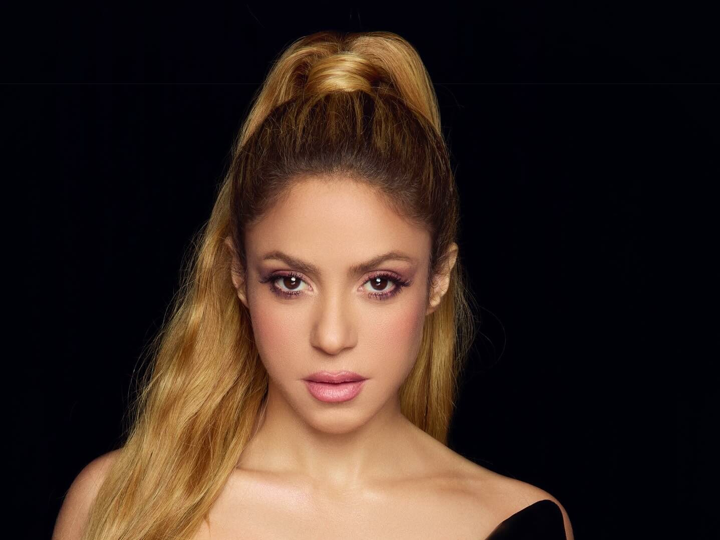 Shakira regalará carro de lujo a un fan (+video)