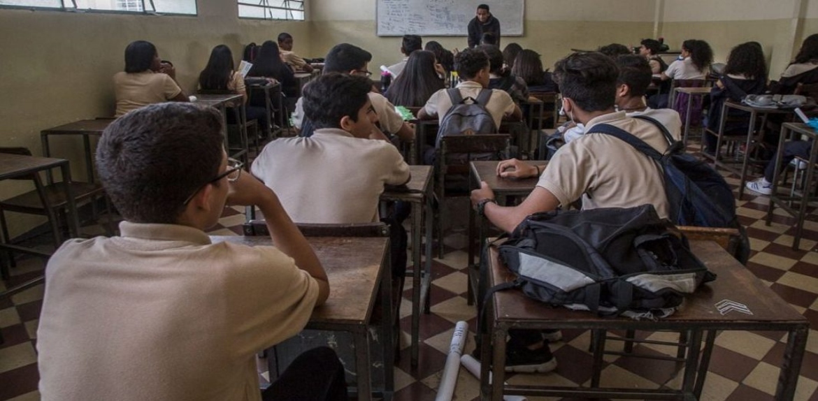 Un grupo de estudiantes de secundaria se intoxica en liceo de Portuguesa 