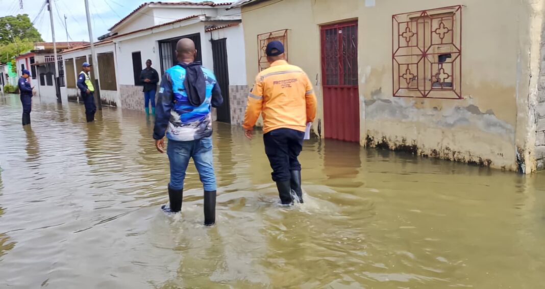 Un muerto y 17 viviendas anegadas dejan las lluvias en Mérida